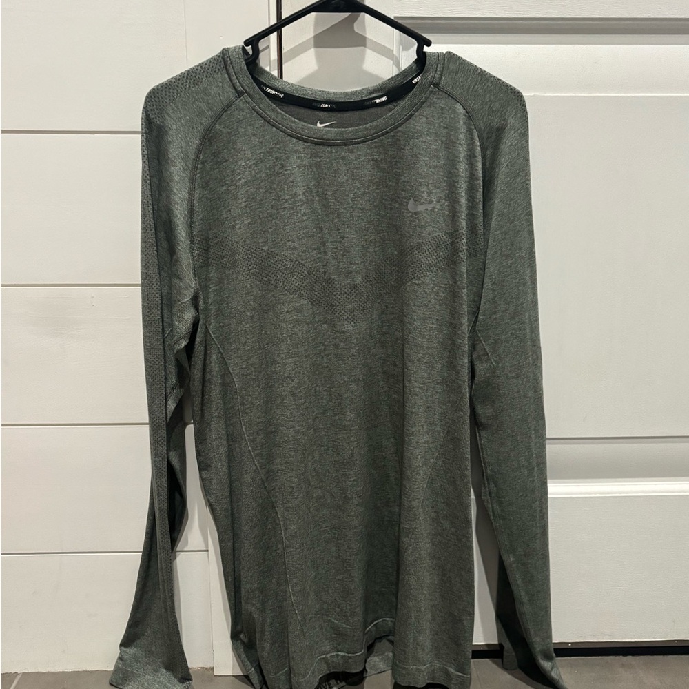 Men’s Nike Dri-FIT Dark Gray Shirt